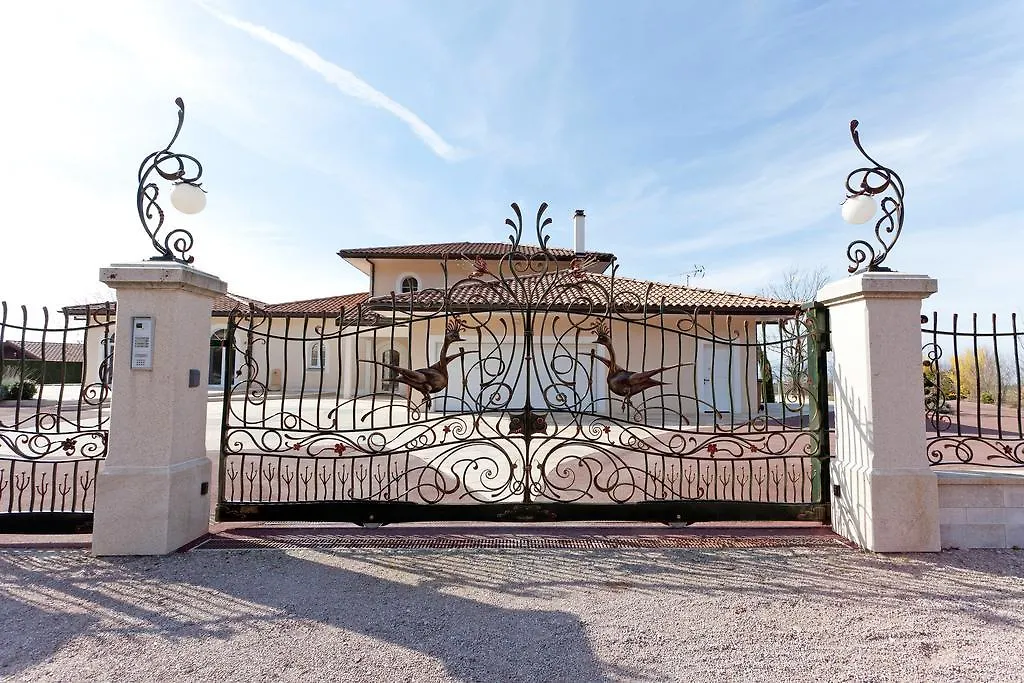 Villa La Villa-Coeur Lyaud